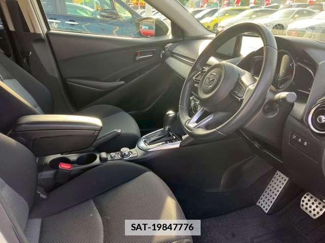 Mazda DEMIO 2017-03 7795646-9
