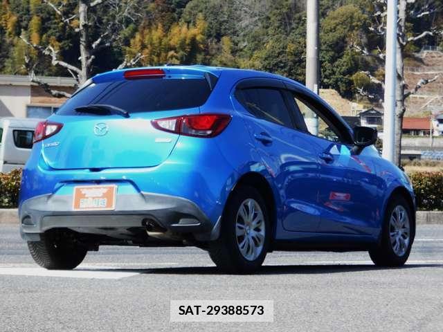 Mazda DEMIO 2016-02 7795871-1