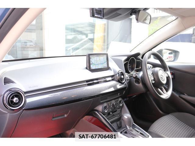 Mazda DEMIO 2017-10 7797766-6