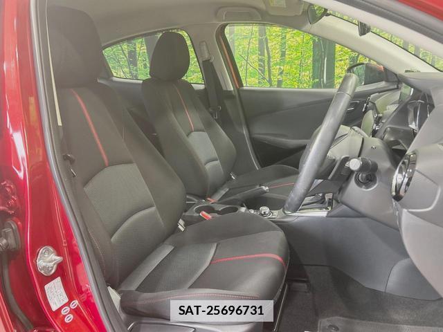 Mazda DEMIO 2015-10 7798303-7