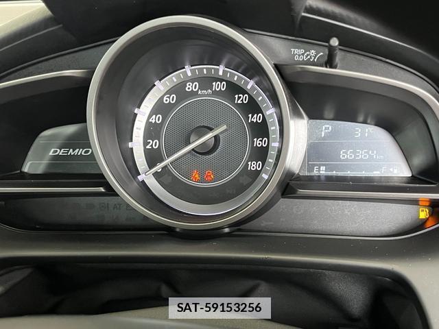 Mazda DEMIO 2016-05 7801879-14