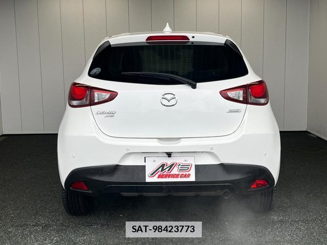 Mazda DEMIO 2018-11 7801916-10