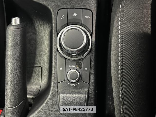 Mazda DEMIO 2018-11 7801916-18