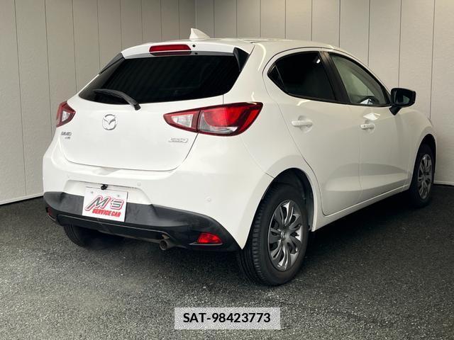 Mazda DEMIO 2018-11 7801916-2