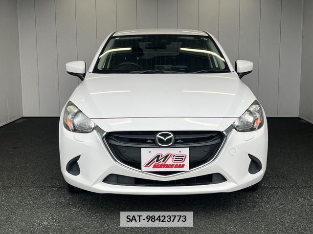 Mazda DEMIO 2018-11 7801916-4