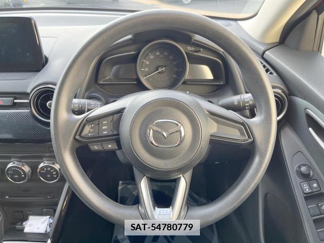 Mazda DEMIO 2018-02 7803999-10