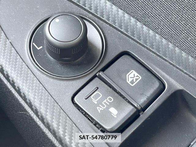 Mazda DEMIO 2018-02 7803999-5