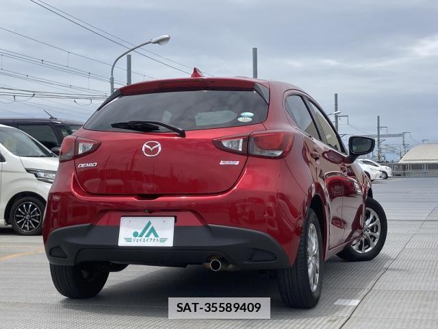 Mazda DEMIO 2017-12 7804761-4