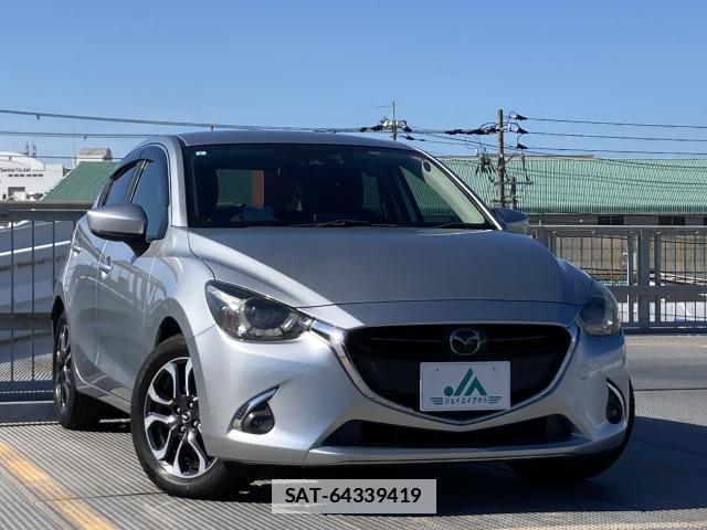 Mazda DEMIO 2017-07 7804774-7