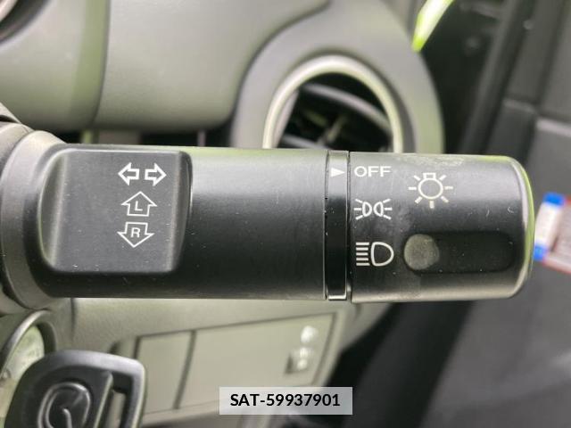 Mazda DEMIO 2013-09 7806325-12
