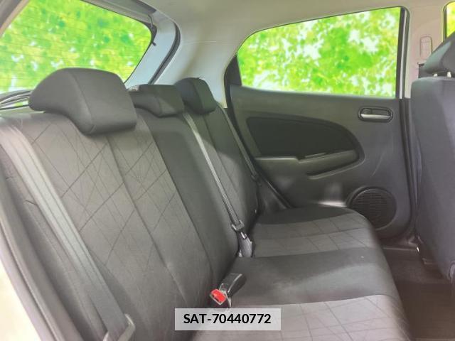 Mazda DEMIO 2013-09 7806531-4