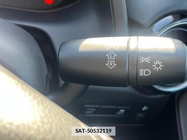 Mazda DEMIO 2017-02 7807962-14