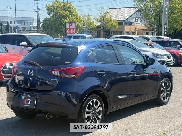 Mazda DEMIO 2018-01 7808806-11