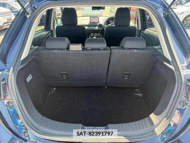Mazda DEMIO 2018-01 7808806-15