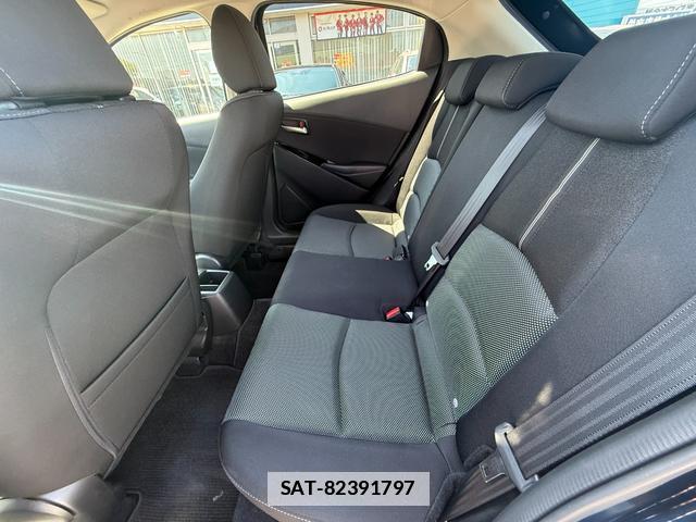 Mazda DEMIO 2018-01 7808806-17