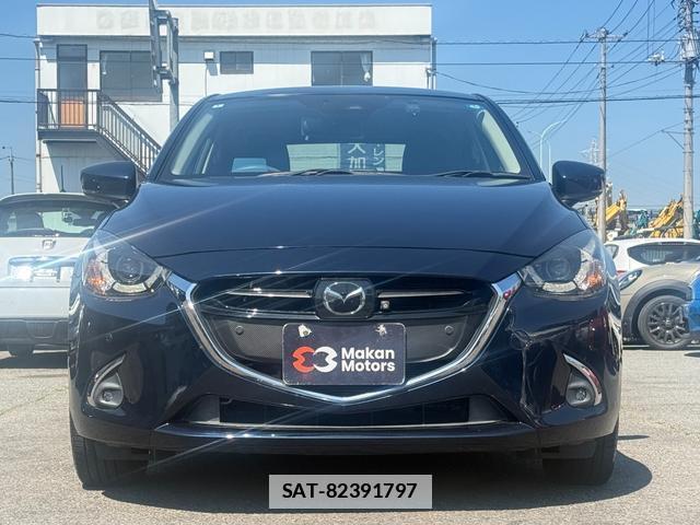 Mazda DEMIO 2018-01 7808806-2