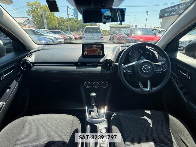 Mazda DEMIO 2018-01 7808806-3