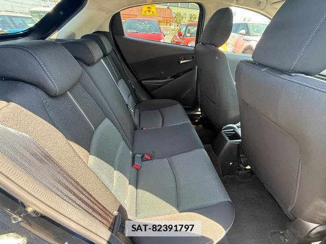 Mazda DEMIO 2018-01 7808806-5
