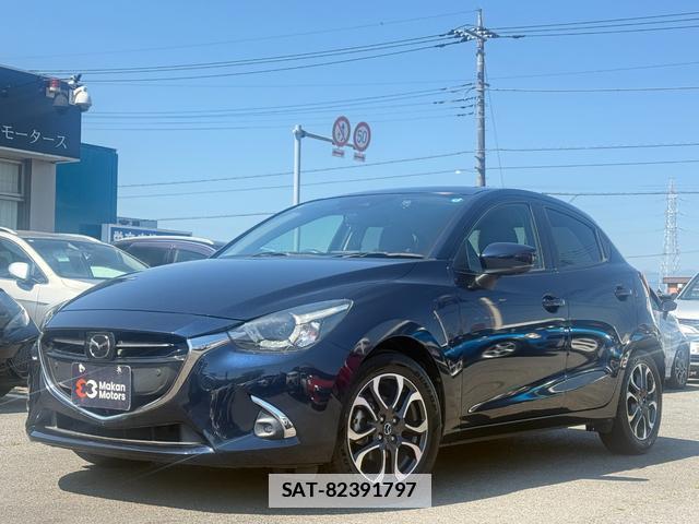 Mazda DEMIO 2018-01 7808806-7