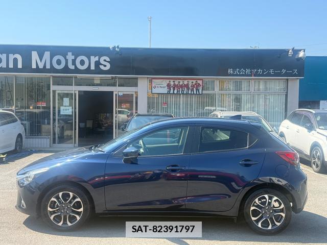 Mazda DEMIO 2018-01 7808806-8