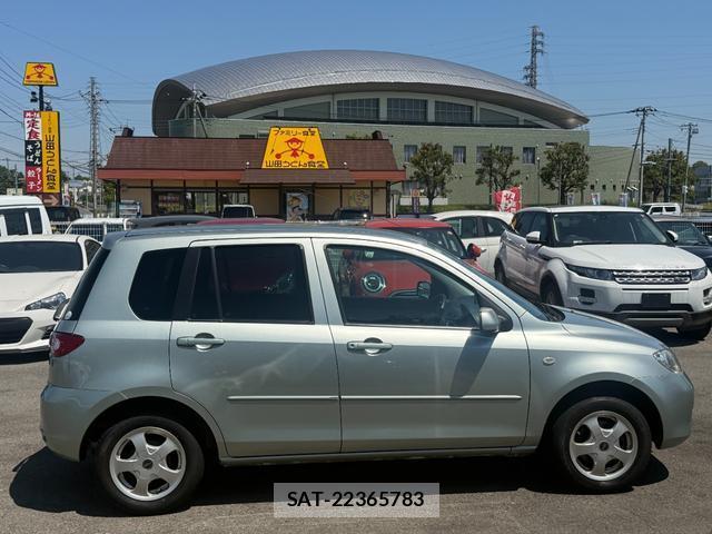 Mazda DEMIO 2005-03 7808808-12