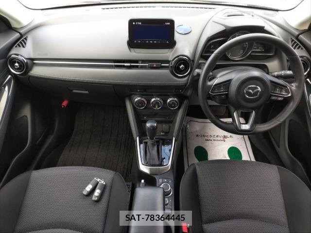 Mazda DEMIO 2018-04 7809147-2