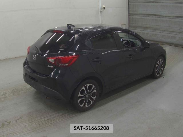 Mazda DEMIO 2017-07 7809154-4