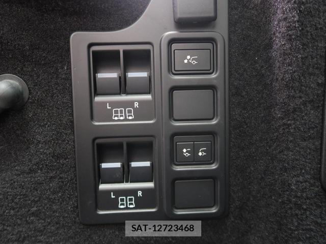 Land Rover DISCOVERY 2021-08 7799620-4