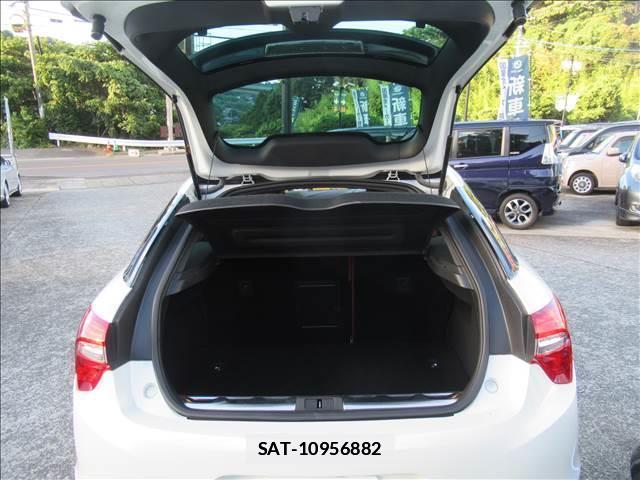 Citroen DS5 2013-09 7802659-18