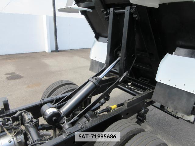 Hino DUTRO 2013-06 7793394-16