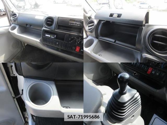 Hino DUTRO 2013-06 7793394-7