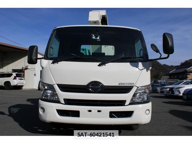 Hino DUTRO 2017-01 7793417-1