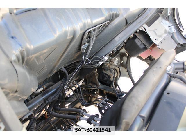 Hino DUTRO 2017-01 7793417-16