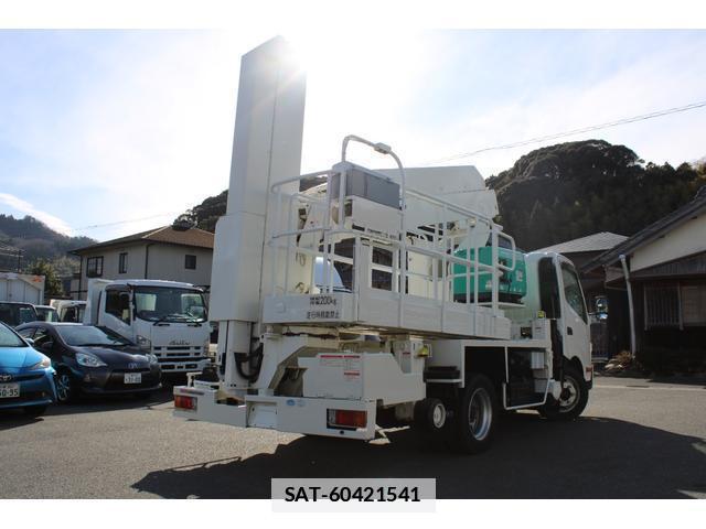 Hino DUTRO 2017-01 7793417-4