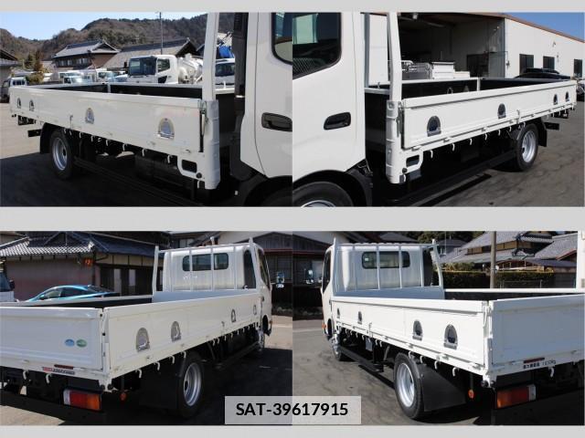Hino DUTRO 2019-07 7793419-12