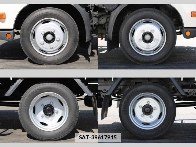 Hino DUTRO 2019-07 7793419-19
