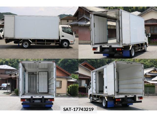 Hino DUTRO 2018-02 7793424-14