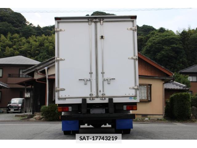 Hino DUTRO 2018-02 7793424-7