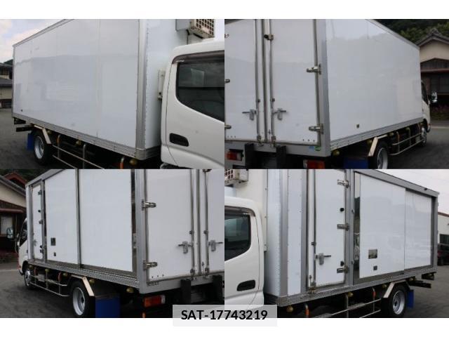 Hino DUTRO 2018-02 7793424-8