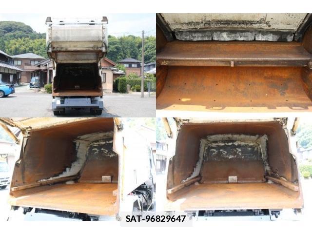 Hino DUTRO 2015-02 7793425-15