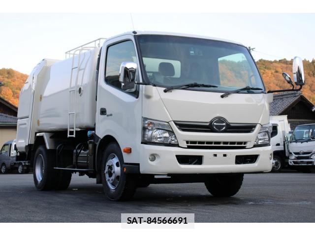 Hino DUTRO 2013-11 7793439-2