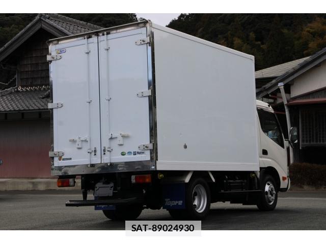 Hino DUTRO 2018-11 7793445-6