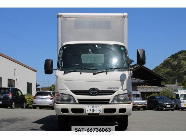 Hino DUTRO 2015-01 7793468-1