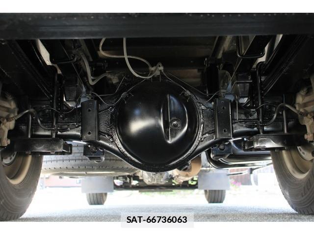Hino DUTRO 2015-01 7793468-15