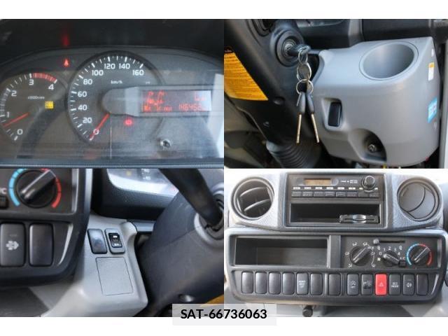Hino DUTRO 2015-01 7793468-19