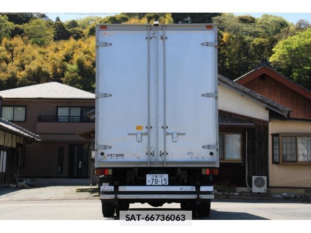 Hino DUTRO 2015-01 7793468-7