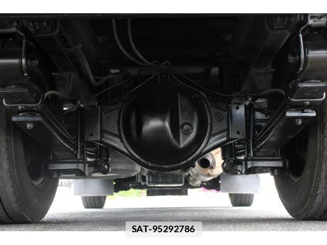 Hino DUTRO 2013-03 7793488-18