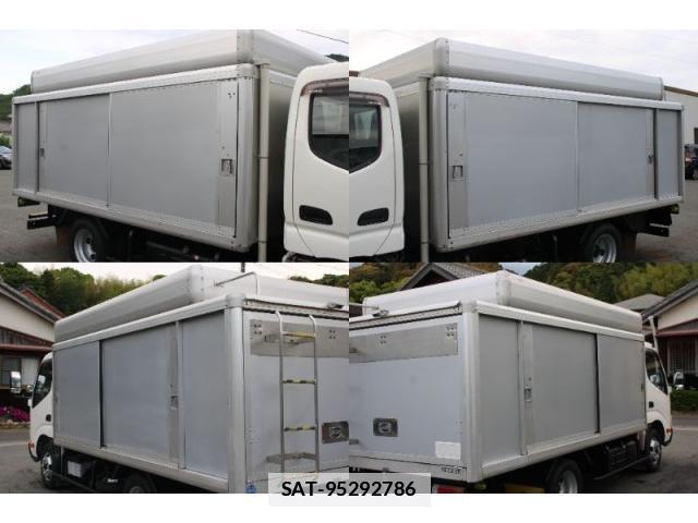 Hino DUTRO 2013-03 7793488-8