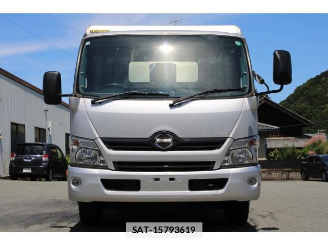 Hino DUTRO 2015-10 7793514-1