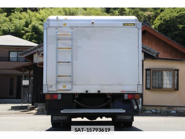 Hino DUTRO 2015-10 7793514-4